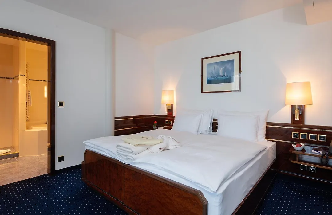 Bad Horn - Hotel & Spa-1